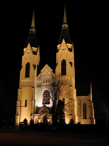 Iluminacja Kościoła pw. Św. Bartłomieja w Kuleszach Kościelnych