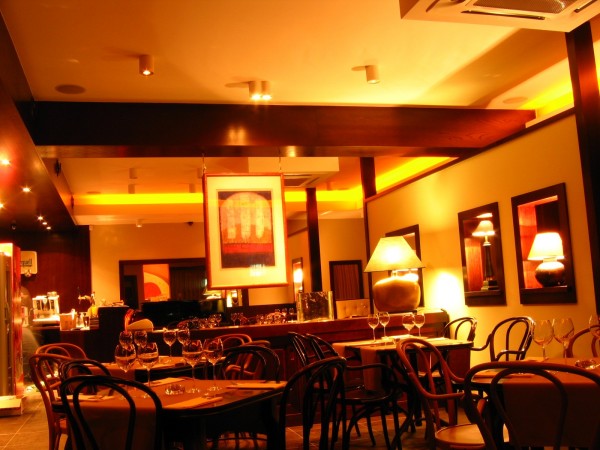 Oświetlenie restauracji Lejdis wg. arch. Magdaleny Mojsy